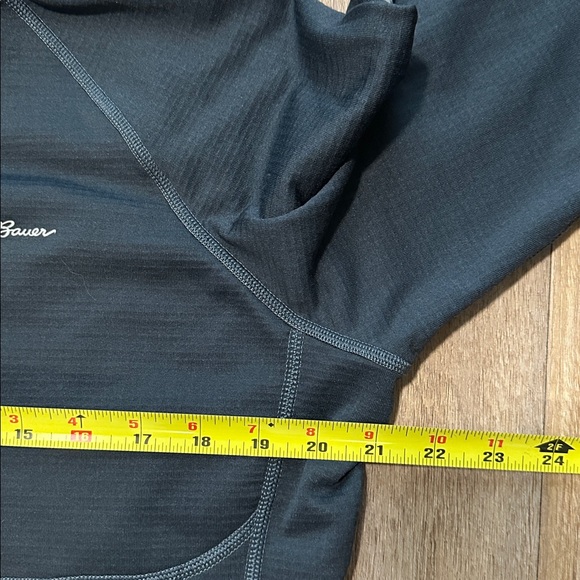 Eddie Bauer Free Heat Quarter Zip - Picture 4 of 6
